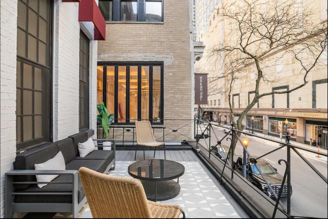 Gold Coast Pristine In Chicago Patio Free Parking Apartment Exterior photo